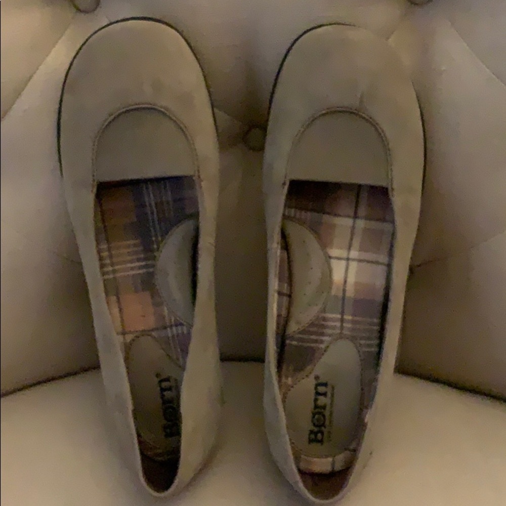 Born flat shoes , Size 6 ,